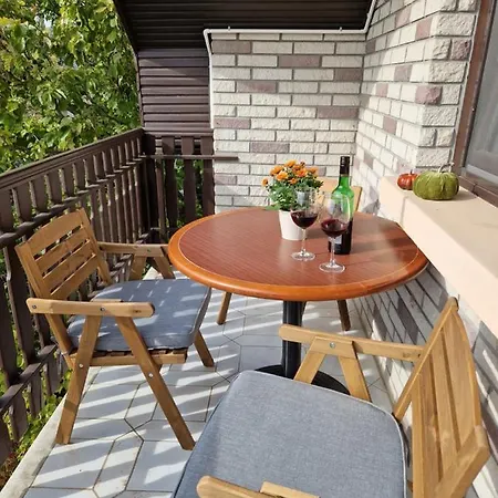 Balaton Panzio Fuered Bed & Breakfast *
