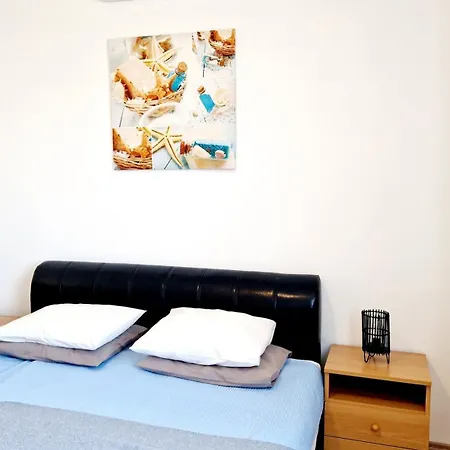 Couette-café Balaton Panzio Fuered
