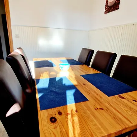 Balaton Panzio Fuered 3* באלאטונפורד