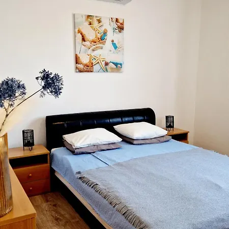 Balaton Panzio Fuered 3*