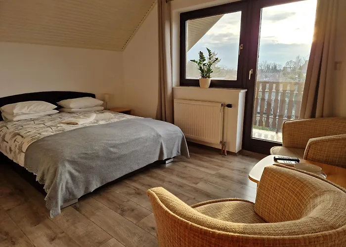Balaton Panzio Fuered 3*