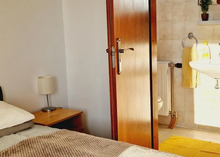 Balaton Panzio Fuered Bed & Breakfast
