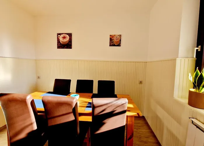 Alojamento de Acomodação e Pequeno-almoço Balaton Panzió Füred 3*